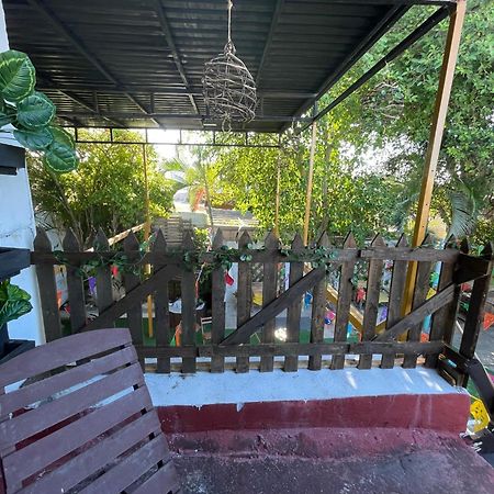 La Casa De La 12 Hostel แคมเปเช ภายนอก รูปภาพ