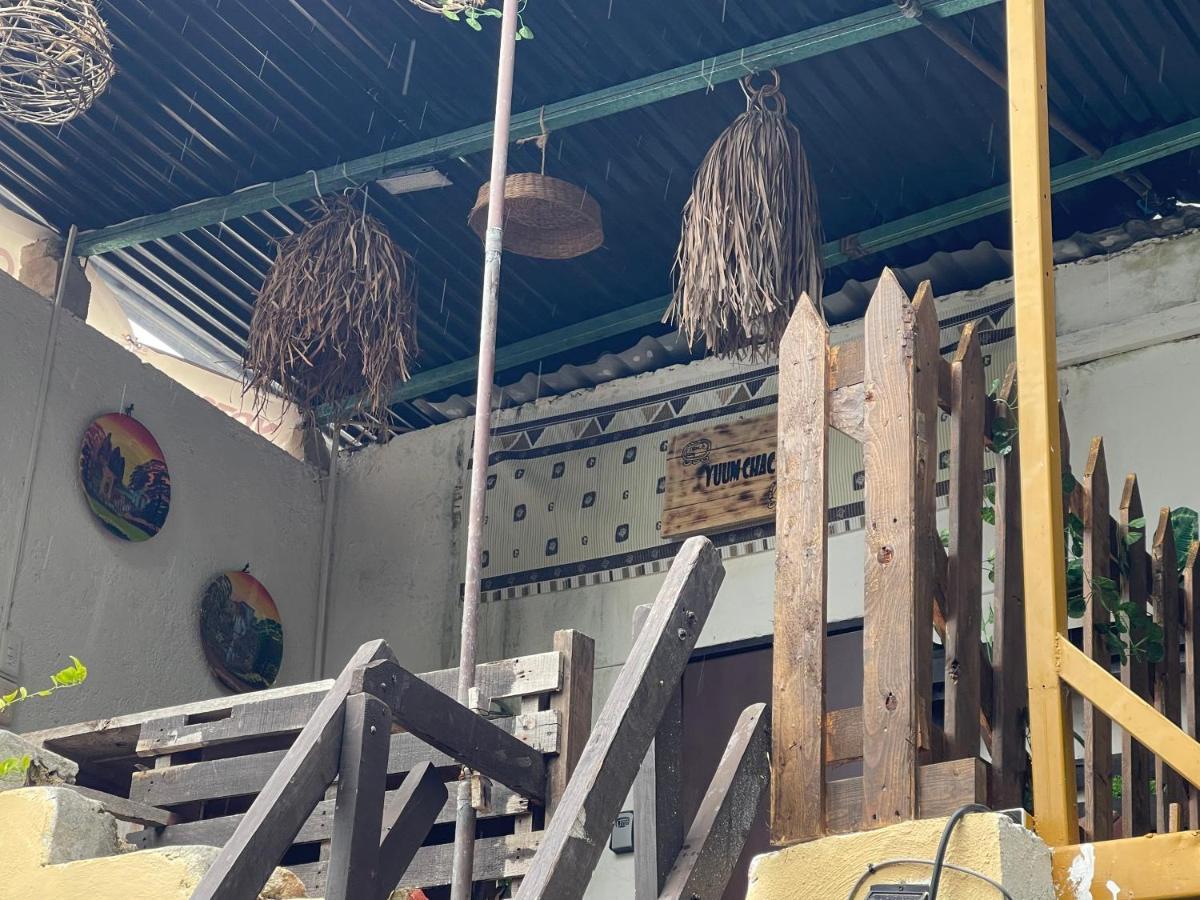La Casa De La 12 Hostel แคมเปเช ภายนอก รูปภาพ