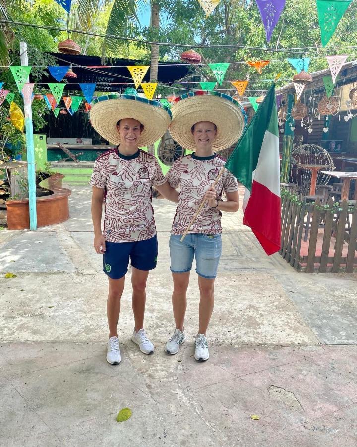 La Casa De La 12 Hostel แคมเปเช ภายนอก รูปภาพ