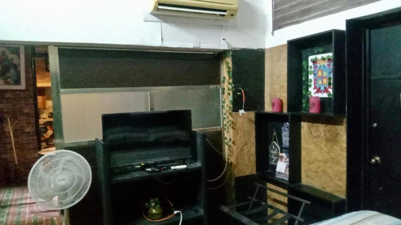 La Casa De La 12 Hostel แคมเปเช ภายนอก รูปภาพ