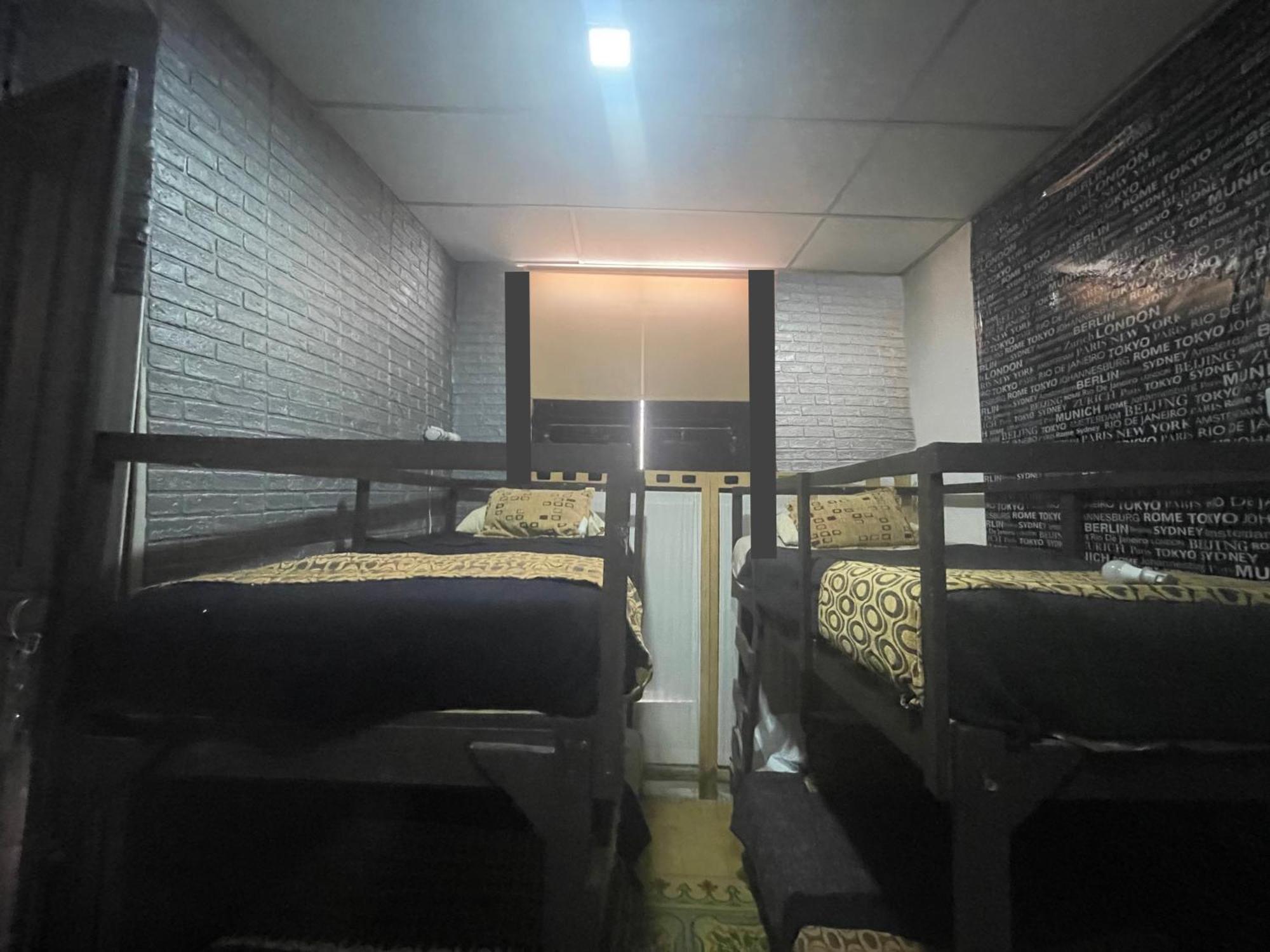 La Casa De La 12 Hostel แคมเปเช ภายนอก รูปภาพ